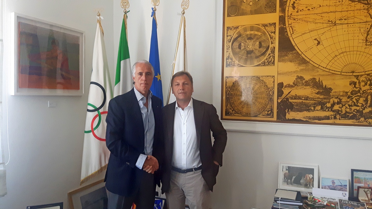 Malagò riceve l'olimpionico Franco Porzio, consigliere per sport e Universiadi del Governatore De Luca