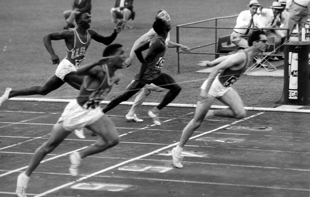 Mostra online per celebrare l'oro olimpico di Berruti sui 200 metri e la magìa di Roma '60