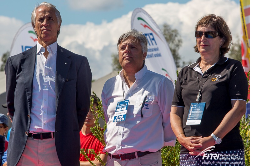 Malagò ai Mondiali di Cross Triathlon insieme a Bianchi e al Presidente ITU e membro CIO, Casado