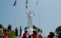 CONI: Inaugurata la statua "Il Lanciatore di Giavellotto" allo Stadio dei Marmi