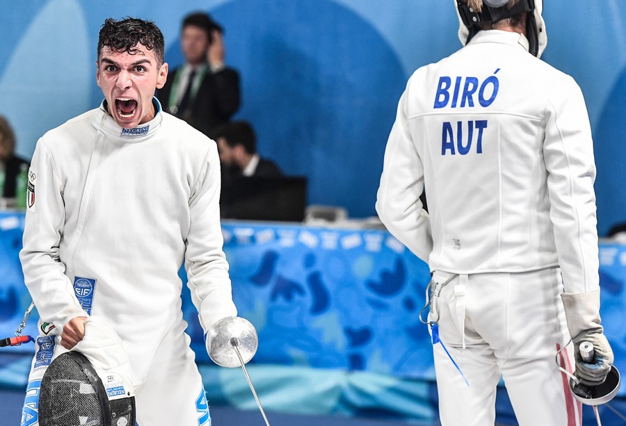 Primo oro azzurro a Buenos Aires: il portabandiera Di Veroli vince nella spada. Italia a quota 8 medaglie
