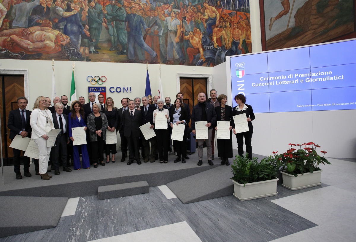 Premiati i vincitori dei Concorsi Letterari e Giornalistici. Malagò: portiamo avanti la storia