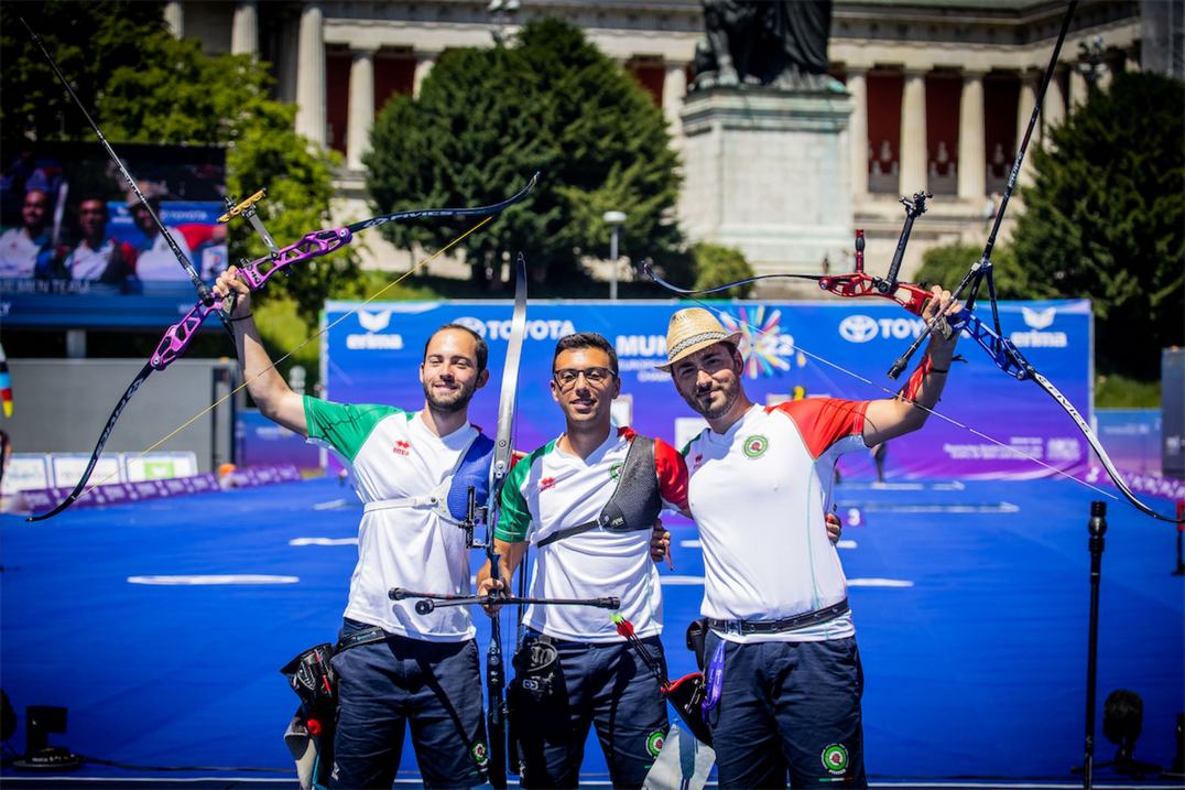 Italia campione d'Europa a squadre con il trio olimpico maschile. Bronzo nel misto per Nespoli-Andreoli