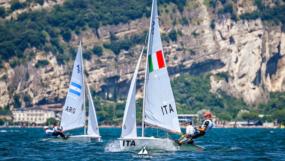 I Mondiali giovanili di vela in diretta su ItaliaTeamTV: azzurri sul Lago di Garda per difendere il Nations Trophy