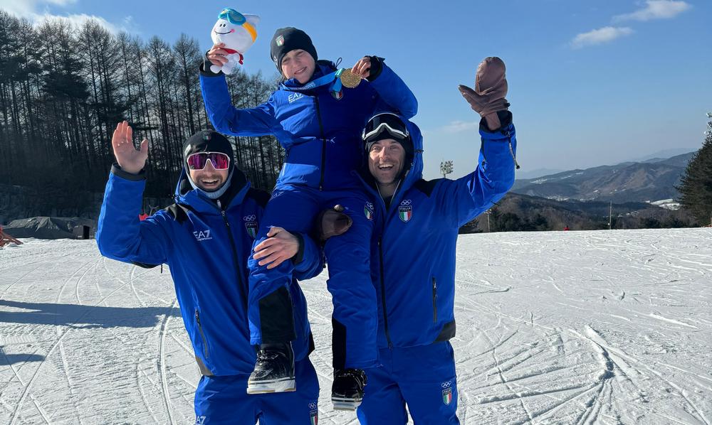 La portabandiera Tabanelli si unisce alla festa, a Gangwon 2024 storico oro nel freeski slopestyle