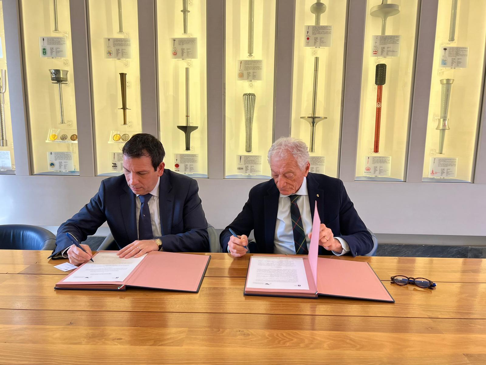 93e06d98 aaf3 4842 9492 7e922d54d021