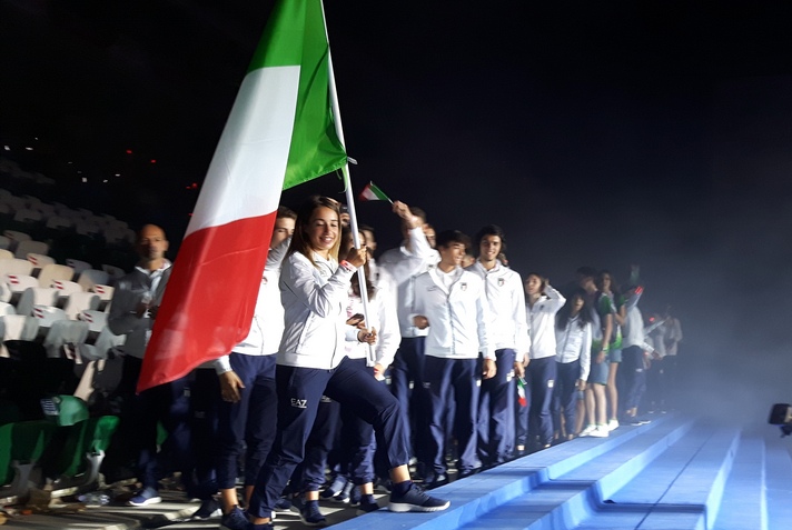 Opening ceremony in Gyor, the Italian flag flies: at the start of the XIV edition of the EYOF