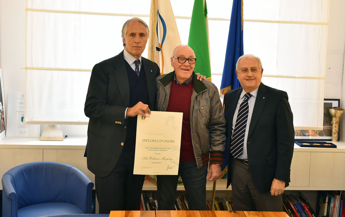Malagò e Fabbricini consegnano il 1° Premio del 45° Racconto Sportivo a Pedro Waldemar Manfredini