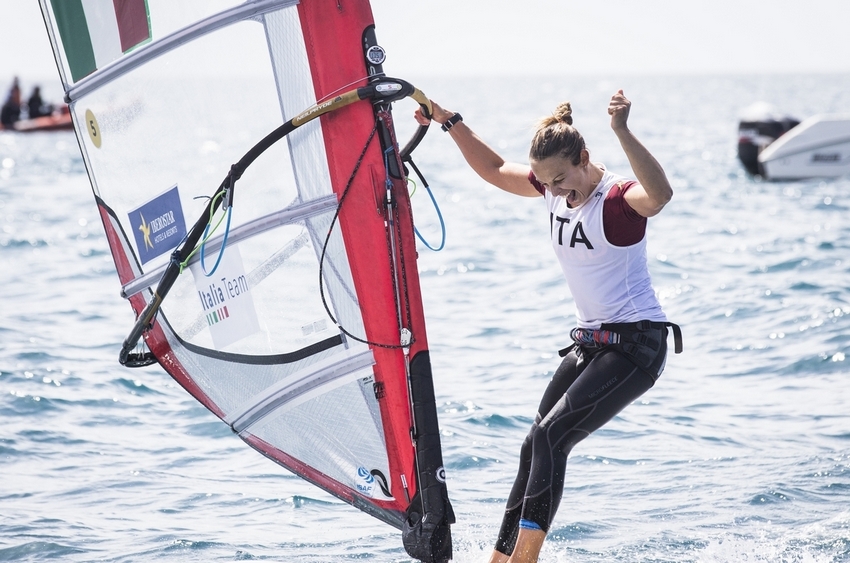 Flavia Tartaglini è seconda nella tavola a vela RS:X nel Trofeo Princesa Sofia