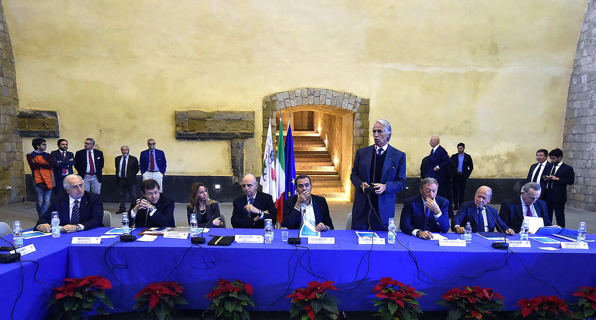 Naples hosts Committee meeting for the first time. Meeting statement