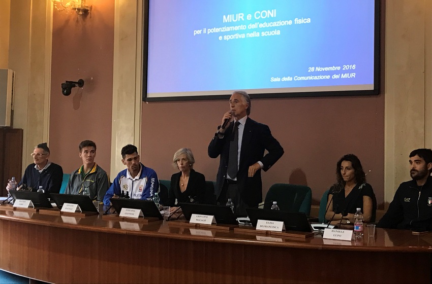 Renewal of protocol with the Ministry of Education, Universities and Research: 2 hours of sport in all primary schools. Malagò: "It is a big step"