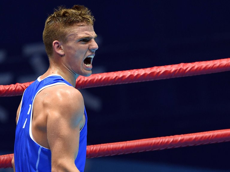 Vincenzo Lizzi (Boxing) Welterweight YOG bronze for Technical KO in the second round!