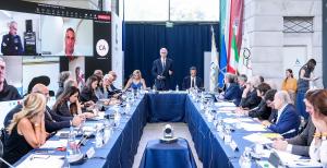 Giunta Ph Simone Ferraro SFA08030 copiaA