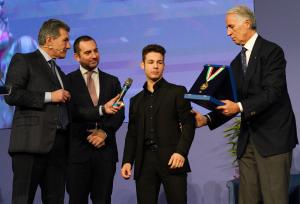 collari_doro_foto_mezzelani_pagliaricci_gmt225_-_copia_20191216_2011914070