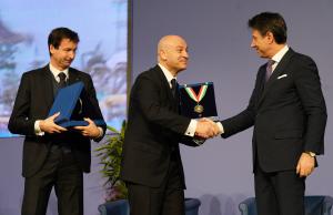 collari_doro_foto_mezzelani_pagliaricci_gmt247_20191216_1106271447