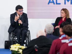 web collari 0120 ph simone ferraro sfa07619 20231222