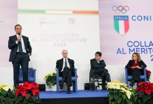 web collari 0141 ph luca pagliaricci lup09290 20231222