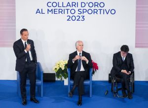 web collari 0142 ph simone ferraro sfa07736 20231222