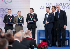 web collari 0167 ph simone ferraro sfa07841 20231222