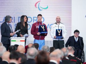 web collari 0172 ph simone ferraro sfa07857 20231222