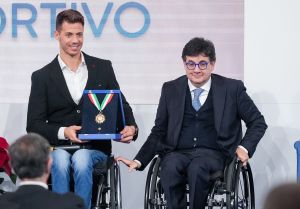 web collari 0177 ph simone ferraro sfa07906 20231222