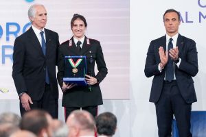 web collari 0273 ph simone ferraro sfa08500 20231222