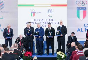 web collari 0334 ph simone ferraro sfa08880 20231222