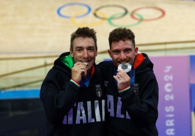 Ciclismo su pista, Italia sul podio anche della madison maschile: argento a Viviani e Consonni