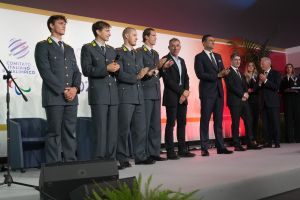 0289 collari oro lpg00804 ph di tondo pagliaricci coni  ph di tondo pagliaricci coni 