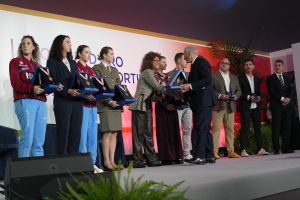 0334 collari oro lpg01205 ph di tondo pagliaricci coni 