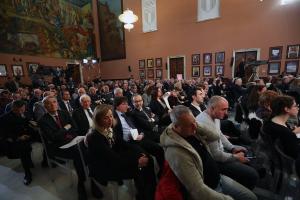 0186collaridoropagliariccigmt