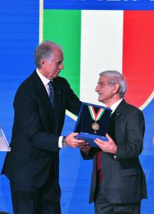 collari d oro mezzelani pagliaricci gmt169