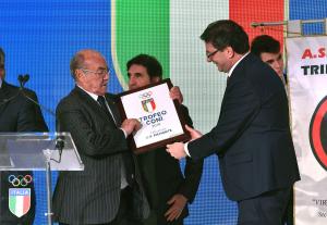 collari d oro mezzelani pagliaricci gmt189