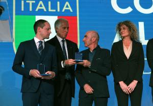 collari d oro mezzelani pagliaricci gmt282