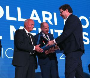 collari d oro mezzelani pagliaricci gmt306