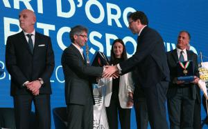 collari d oro mezzelani pagliaricci gmt319