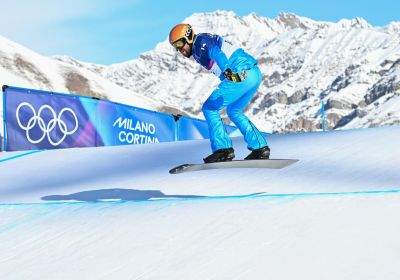 February 12: pictures of the day