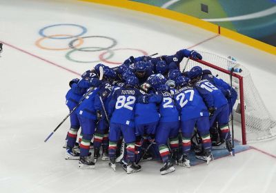 February 5: pictures of the day