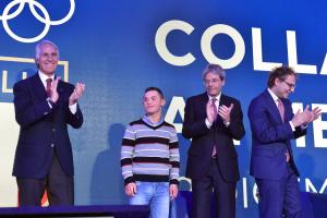 collarimezzelaniferrarogmt337