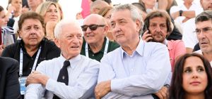 83dfc565 74e1 a953 fd658792eeac