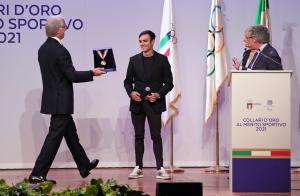 12 Ginnastica Collari d Oro SF109497 copia