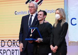 12 Ginnastica Collari Oro Foto Luca Pagliaricci LUP02425 copia