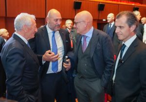 coni 0021 collari d oro sfe08218 copia simone ferraro ph