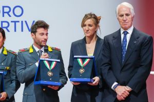 coni 0153 collari d oro sfe09455 copia simone ferraro ph