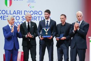 coni 0164 collari d oro sfe09529 copia simone ferraro ph