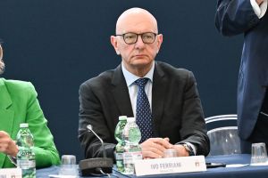 elezioni coni rdt foto di tondo coni