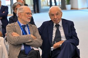 elezioni coni rdt foto di tondo coni