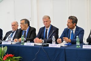 elezioni coni rdt foto di tondo coni