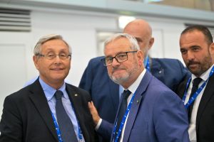 elezioni coni rdt foto di tondo coni