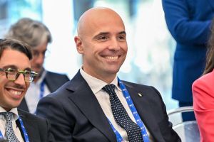 elezioni coni rdt foto di tondo coni